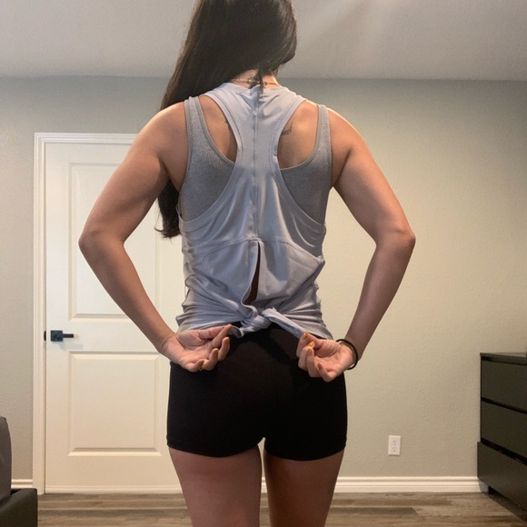 Workout Tank - Picture 2 of 4